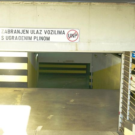 Bura2 Apartment Split Bagian luar foto